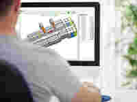 kundenservice_technische_produktberatung_gettyimages-465650073_2000x1500.jpg
