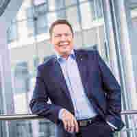 unternehmen_management_sven_hohorst_171009_114_2000x2000.jpg